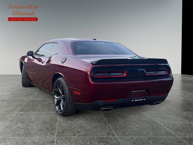 2020 Dodge Challenger SXT