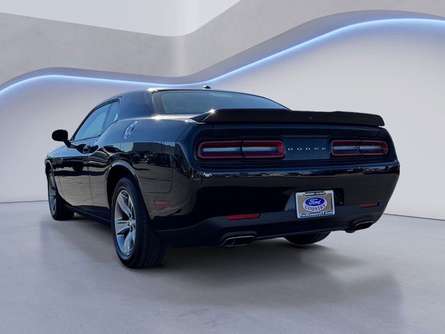 2020 Dodge Challenger SXT