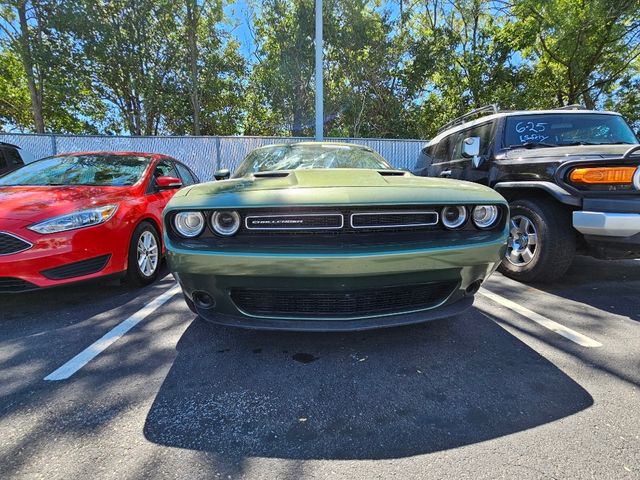 2020 Dodge Challenger SXT