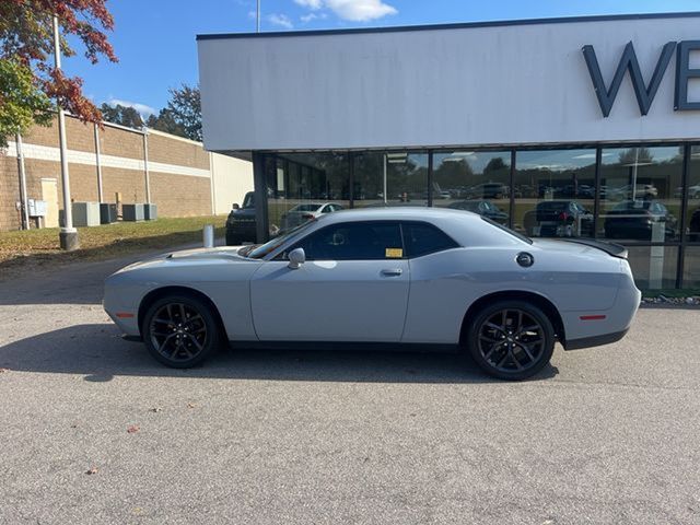 2020 Dodge Challenger SXT