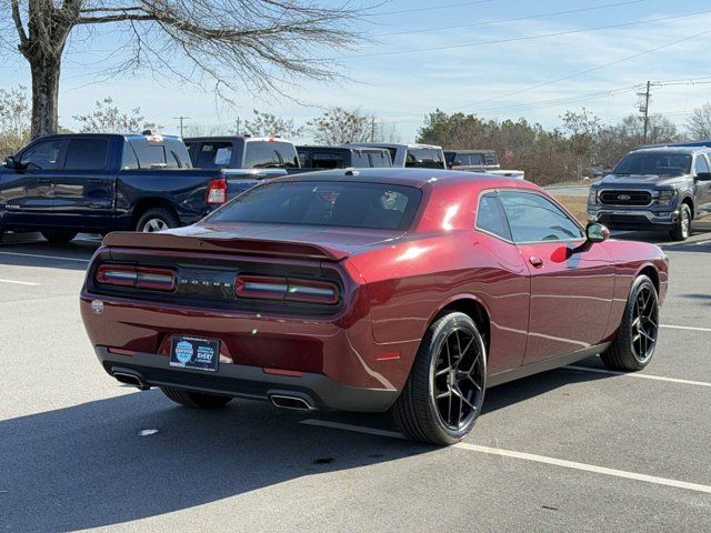 2020 Dodge Challenger SXT