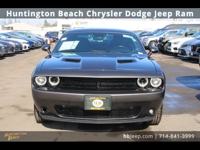 2020 Dodge Challenger SXT