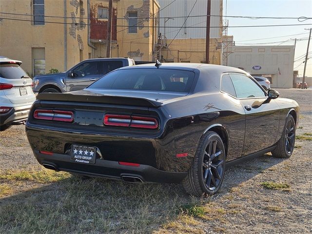 2020 Dodge Challenger SXT