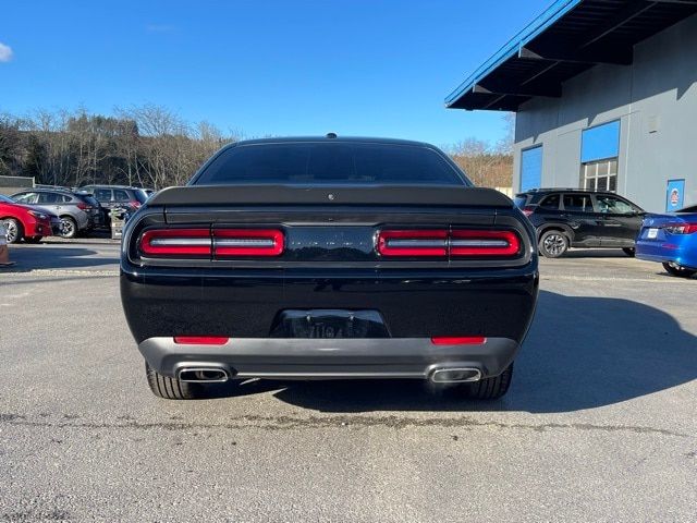 2020 Dodge Challenger SXT