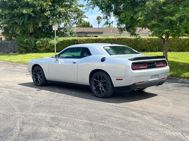 2020 Dodge Challenger SXT