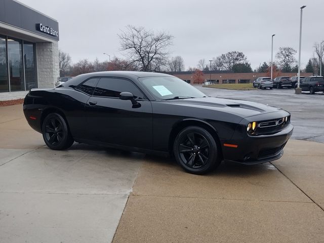 2020 Dodge Challenger SXT