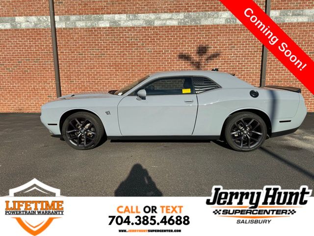 2020 Dodge Challenger SXT