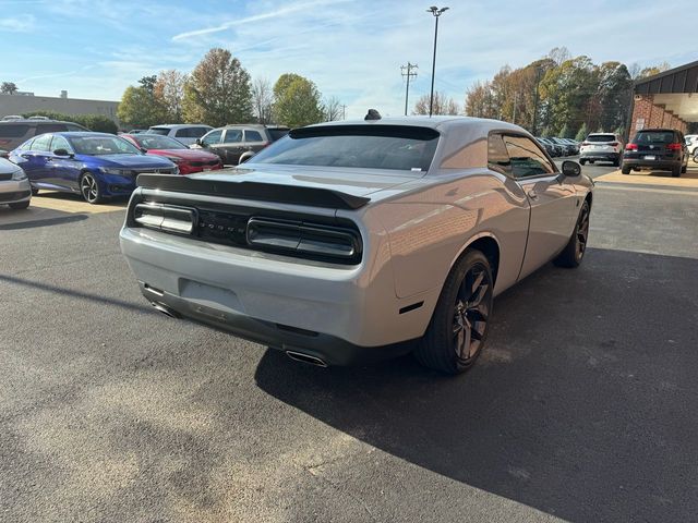 2020 Dodge Challenger SXT