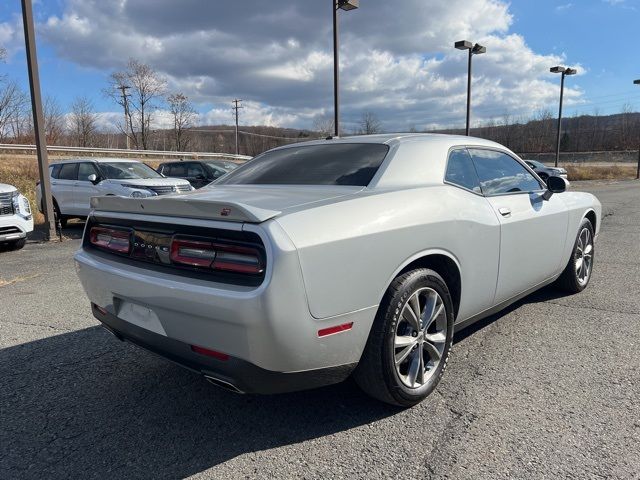 2020 Dodge Challenger SXT