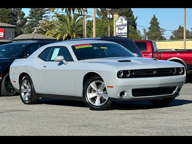 2020 Dodge Challenger SXT