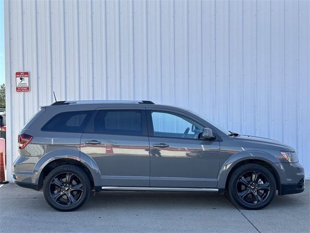 2020 Dodge Journey Crossroad