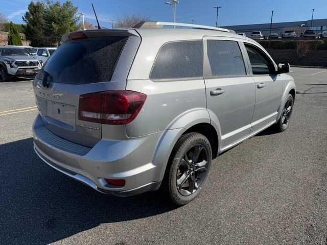 2020 Dodge Journey Crossroad