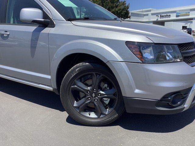 2020 Dodge Journey Crossroad