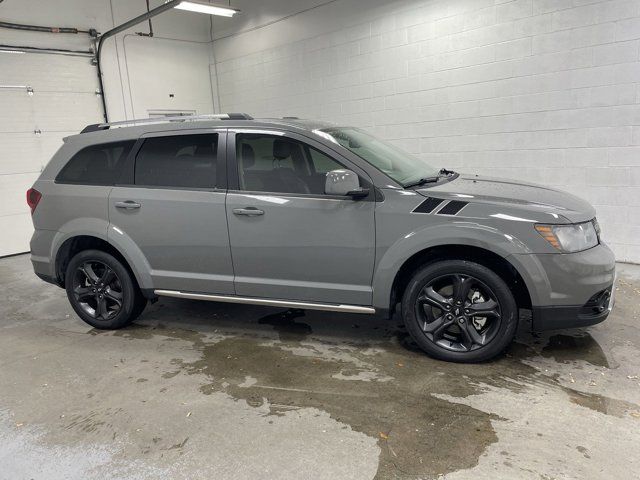 2020 Dodge Journey Crossroad