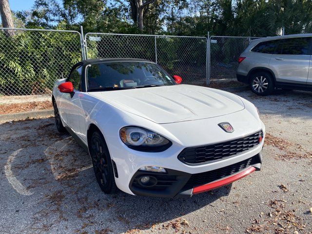 2020 FIAT 124 Spider Abarth