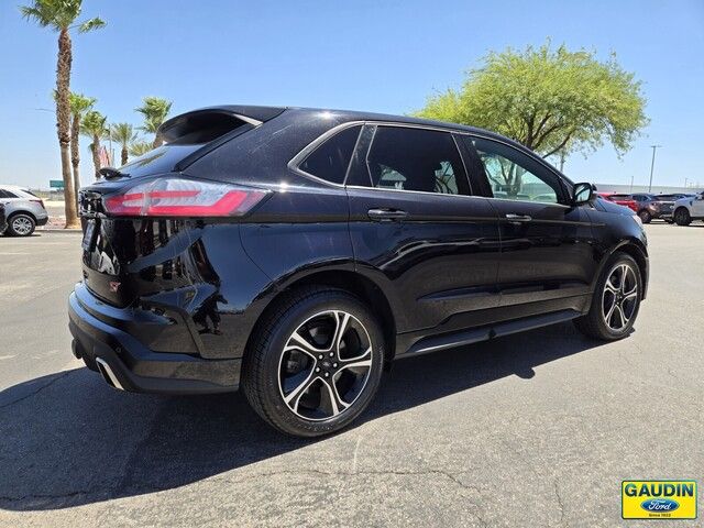 2020 Ford Edge ST