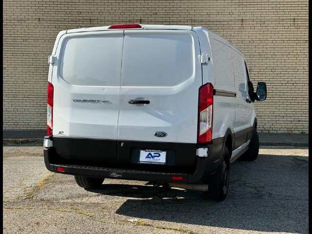 2020 Ford Transit Base