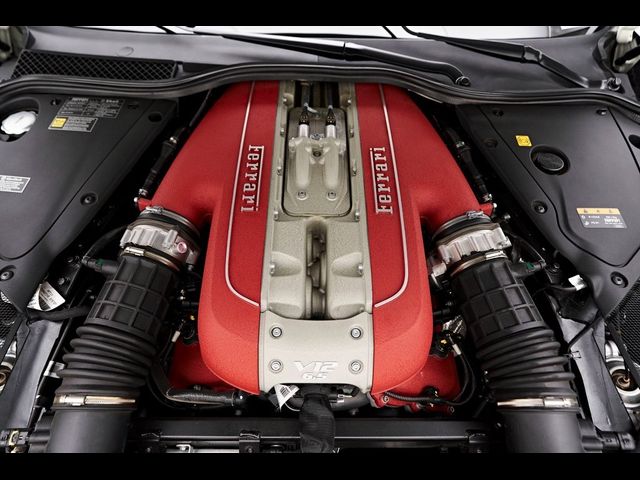 2020 Ferrari 812 Superfast Base