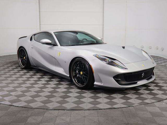 2020 Ferrari 812 Superfast Base