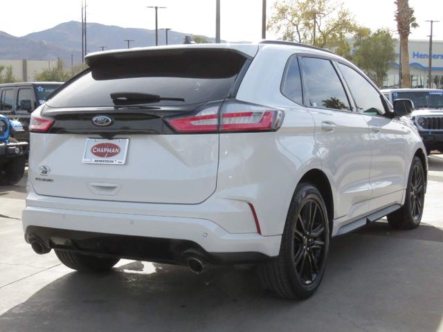 2020 Ford Edge 