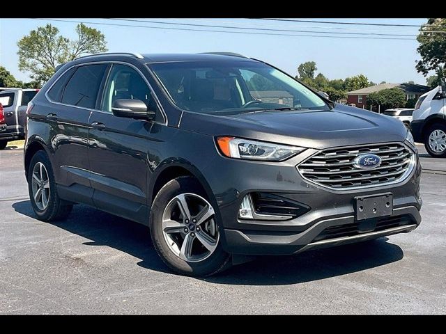 2020 Ford Edge 