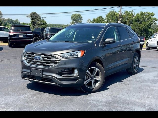 2020 Ford Edge 