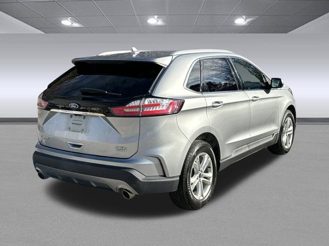 2020 Ford Edge 