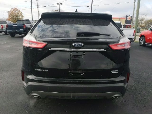 2020 Ford Edge 