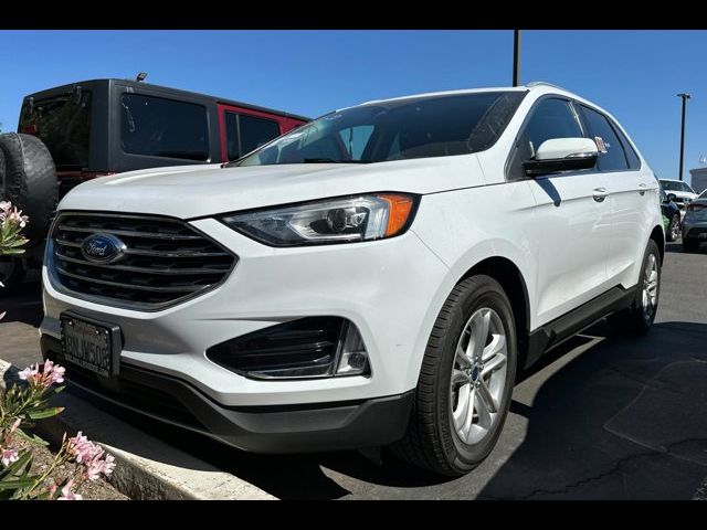 2020 Ford Edge 