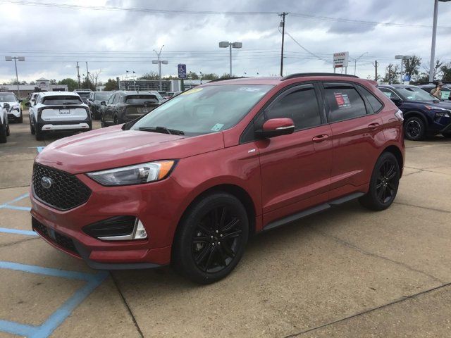 2020 Ford Edge 