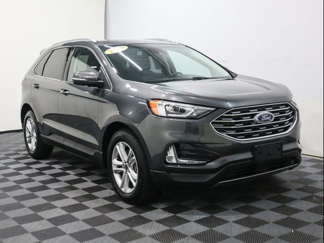 2020 Ford Edge 