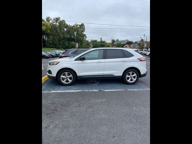 2020 Ford Edge SE