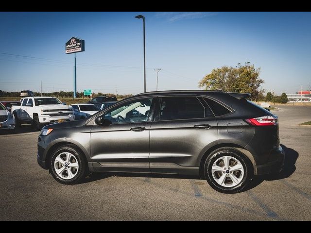 2020 Ford Edge SE