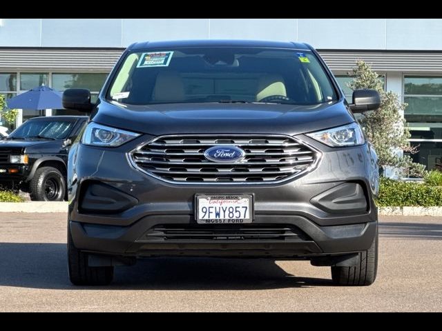 2020 Ford Edge SE