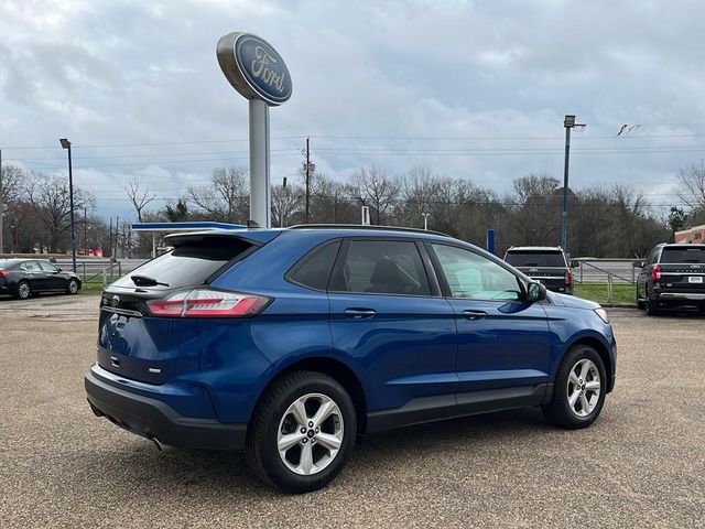 2020 Ford Edge SE