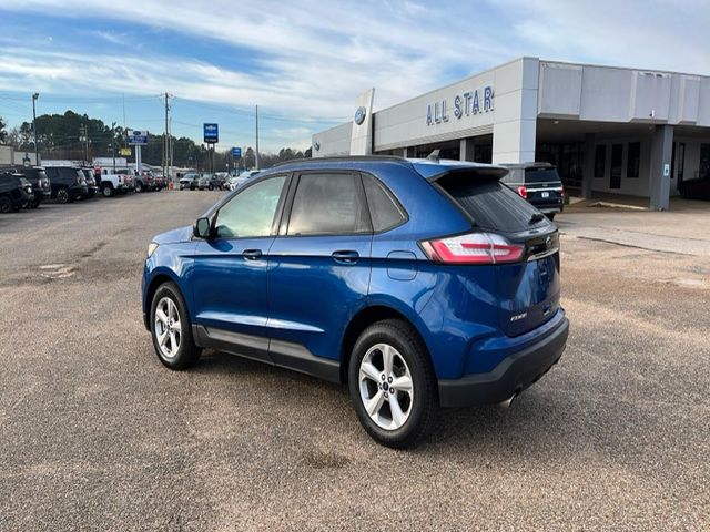 2020 Ford Edge SE