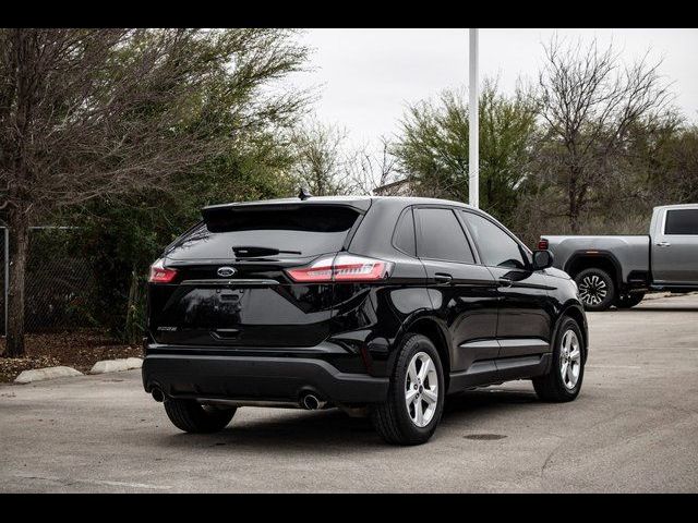 2020 Ford Edge SE