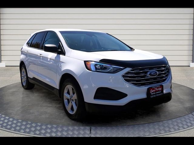 2020 Ford Edge SE