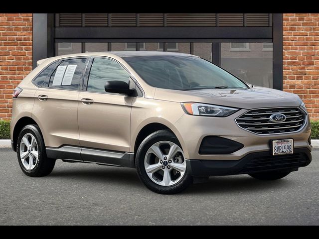 2020 Ford Edge SE