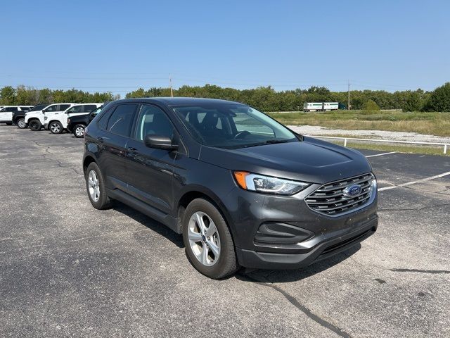 2020 Ford Edge SE