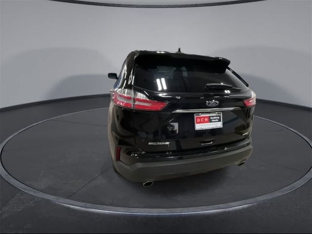 2020 Ford Edge SE