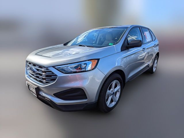 2020 Ford Edge SE