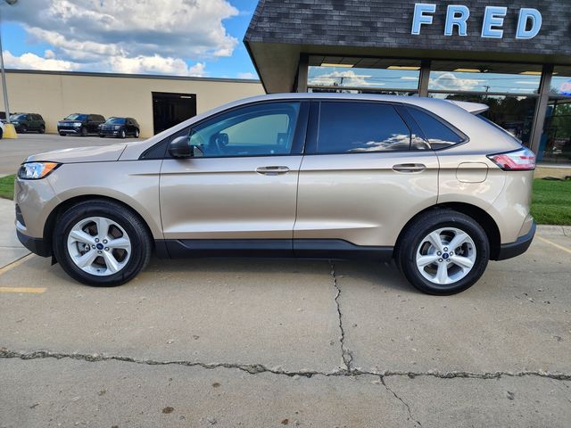 2020 Ford Edge SE