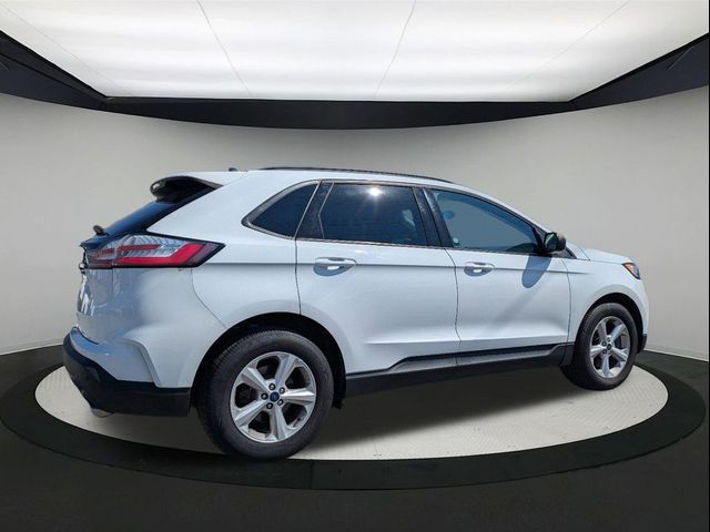 2020 Ford Edge SE