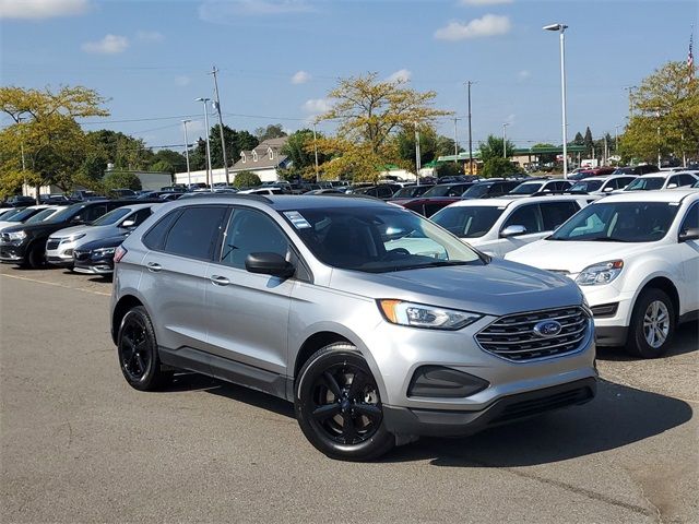 2020 Ford Edge SE