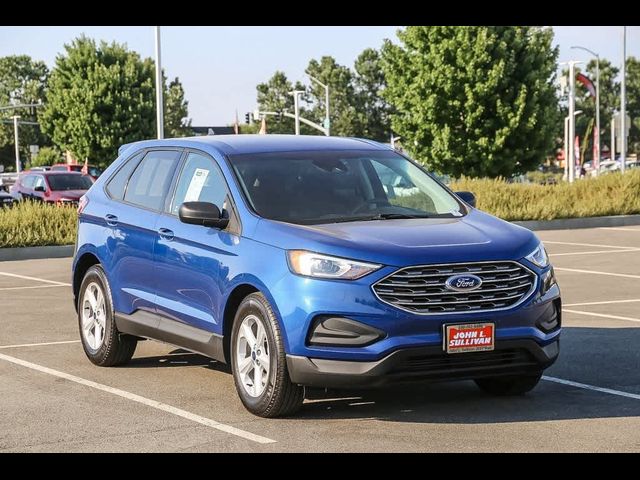 2020 Ford Edge SE