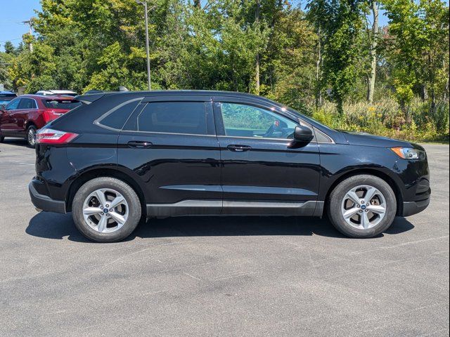 2020 Ford Edge SE