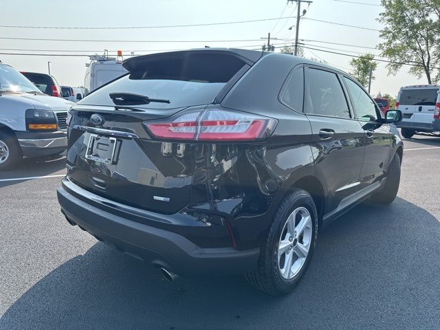 2020 Ford Edge SE