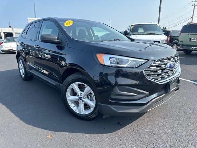 2020 Ford Edge SE