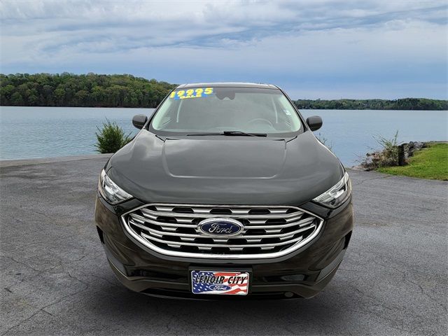 2020 Ford Edge SE